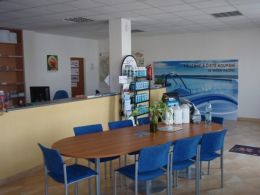 Komer�n� nemovitost, Kly / Z�bo�� - fotografie �.1