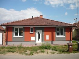 Rodinn� d�m, Uhersk� Ostroh / Ostro�sk� P�edm�st� - fotografie �.1