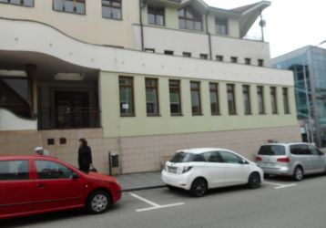 Komerční nemovitost k pronájmu, Uherský Brod