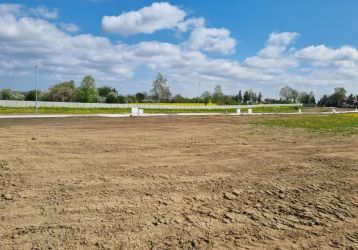 Stavební pozemek na prodej, Chlumec nad Cidlinou / Kladruby