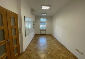 Komerční nemovitost k pronájmu, Český Těšín