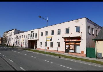 Komerční nemovitost k pronájmu, Opava / Předměstí