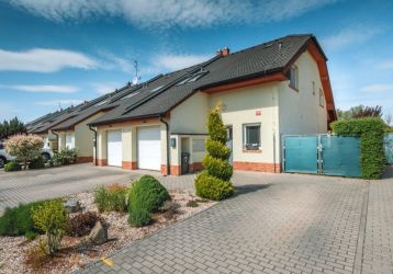 Rodinný dům na prodej, Pardubice / Svítkov