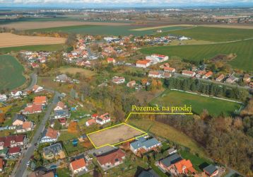 Stavební pozemek na prodej, Dřenice