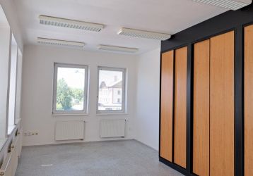Komerční nemovitost k pronájmu, Jindřichův Hradec / Jindřichův Hradec II
