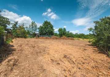 Stavební pozemek na prodej, Sezemice