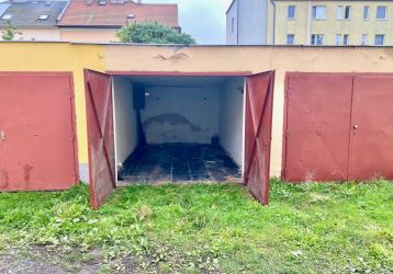 Garáž / malý objekt k pronájmu, Opava / Předměstí
