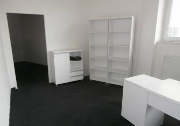 Komerční nemovitost k pronájmu, Opava / Předměstí