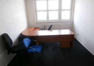 Komerční nemovitost k pronájmu, Opava / Předměstí