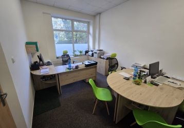 Komerční nemovitost k pronájmu, Třinec / Staré Město