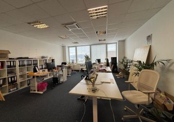 Komerční nemovitost k pronájmu, Sviadnov