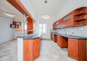 Byt 3+1 k pronájmu, Valašské Meziříčí / Fügnerova