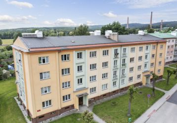 Byt 2+1 k pronájmu, Nová Role / Tovární