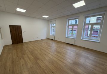 Komerční nemovitost k pronájmu, Ostrava / Moravská Ostrava