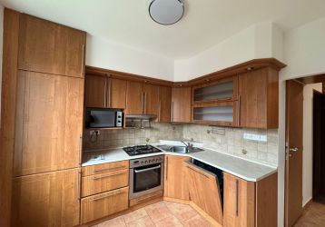 Byt 2+1 k pronájmu, Rožnov pod Radhoštěm / 5. května