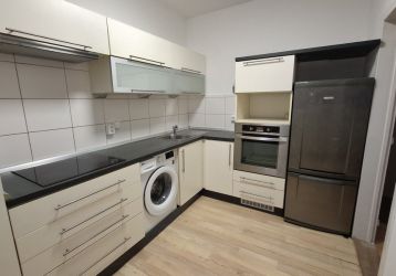 Byt 2+1 na prodej, Uherské Hradiště / Mařatice, ulice Derflanská