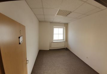 Komerční nemovitost k pronájmu, Třinec / Staré Město