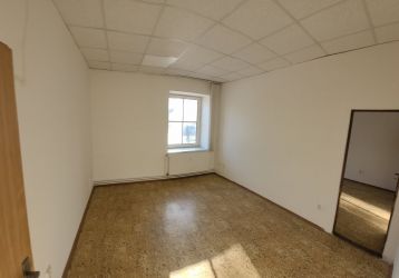 Komerční nemovitost k pronájmu, Třinec / Staré Město