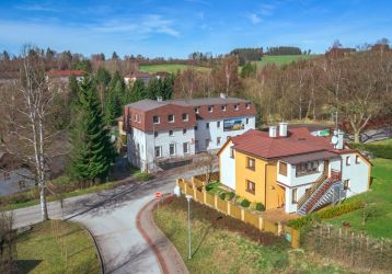 Komerční nemovitost na prodej, Svratka