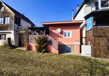 Chata / chalupa na prodej, Třebíč / Borovina