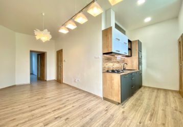 Byt 2+kk k pronájmu, Opava / Předměstí, ulice Nádražní okruh