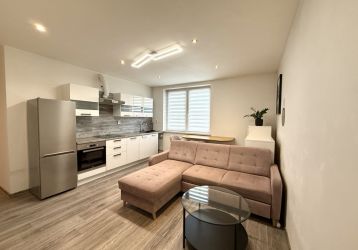 Byt 2+kk k pronájmu, Frýdek-Místek / Frýdek, ulice Jana Švermy