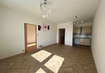 Byt 2+kk k pronájmu, Šumperk / J. z Poděbrad