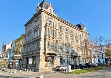 Komerční nemovitost k pronájmu, Opava / Město