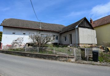 Rodinný dům na prodej, Velký Ořechov