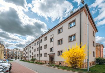 Byt 2+1 na prodej, Pardubice / Zelené Předměstí, ulice Železničního pluku