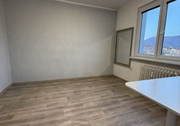 Byt 2+1 na prodej, Zubří / Sídlištní