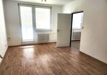 Byt 3+1 k pronájmu, Přerov / Přerov I-Město, ulice Osmek