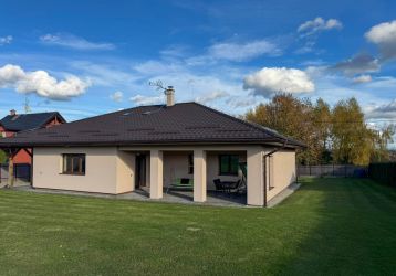 Rodinný dům k pronájmu, Albrechtice