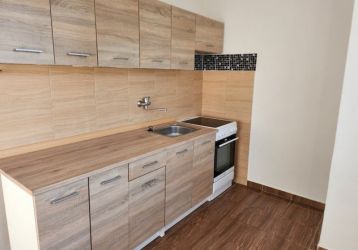 Byt 2+1 k pronájmu, Přerov / Přerov I-Město, ulice nábř. Protifašistických bojovníků