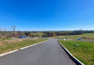 Stavební pozemek na prodej, Puklice