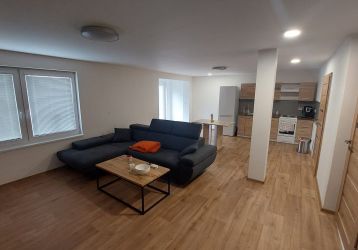 Byt 2+kk k pronájmu, Ivančice