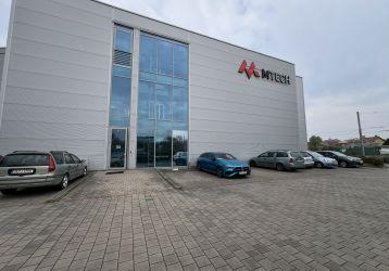 Komerční nemovitost k pronájmu, Pardubice / Pardubičky