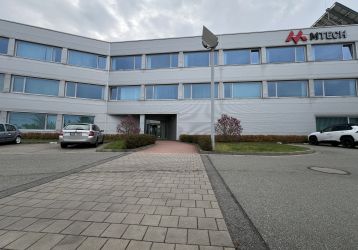 Komerční nemovitost k pronájmu, Pardubice / Pardubičky