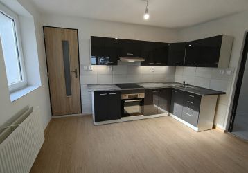 Rodinný dům k pronájmu, Dětmarovice