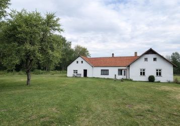 Rodinný dům na prodej, Dvory nad Lužnicí