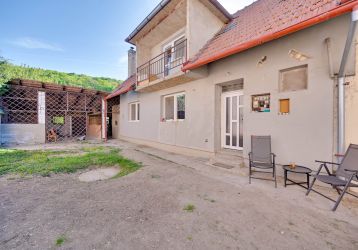 Rodinný dům na prodej, Louka