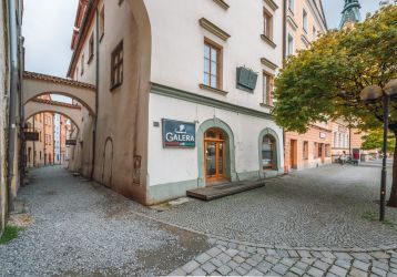 Komerční nemovitost k pronájmu, Pardubice / Pardubice-Staré Město