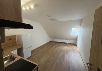 Byt 1+kk k pronájmu, Prostějov / Žižkovo nám.
