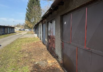 Garáž / malý objekt k pronájmu, Ostrava / Radvanice