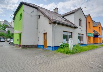 Komerční nemovitost k pronájmu, Zlín / Prštné