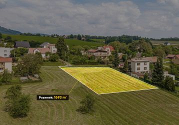 Stavební pozemek na prodej, Milíkov