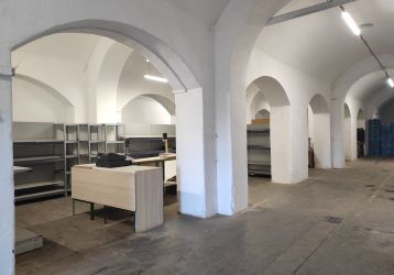 Komerční nemovitost k pronájmu, Opava / Předměstí
