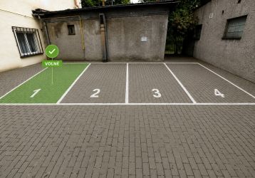 Pozemek pro komerci k pronájmu, Ostrava / Moravská Ostrava