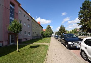Byt 1+1 k pronájmu, Zlín / Kvítková