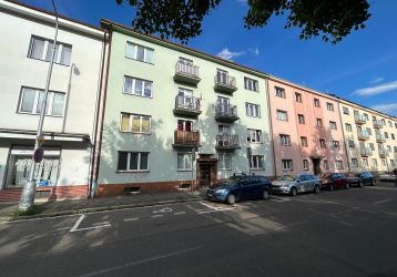Byt 3+kk k pronájmu, Hradec Králové / Pražské Předměstí, ulice Jiráskovo náměstí